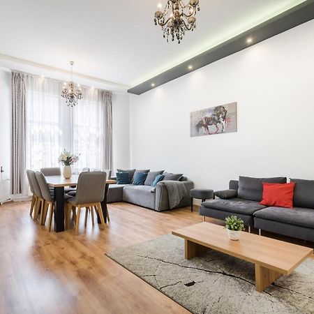 Real Apartments Zichy บูดาเปสต์ ภายนอก รูปภาพ