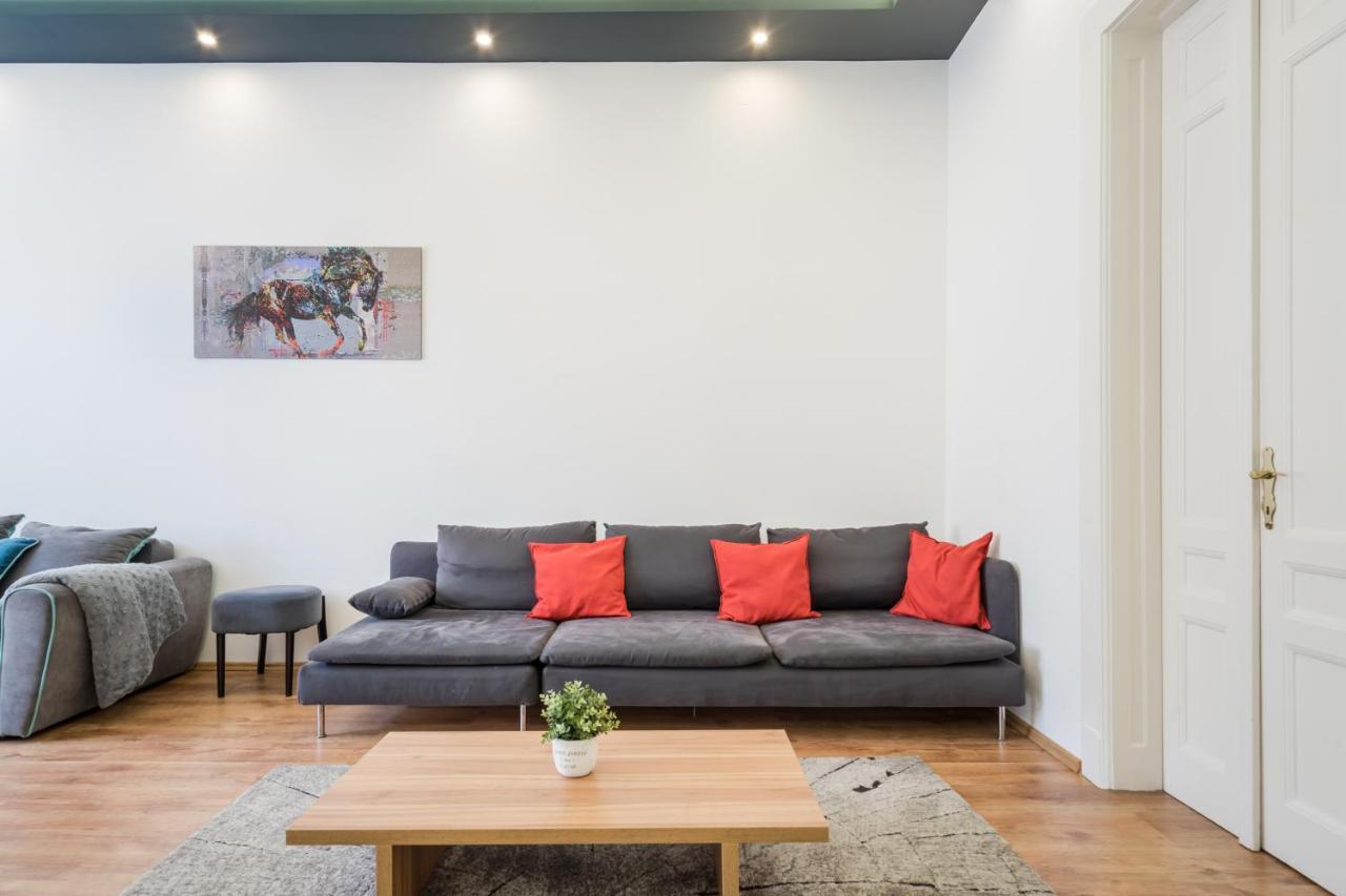 Real Apartments Zichy บูดาเปสต์ ภายนอก รูปภาพ
