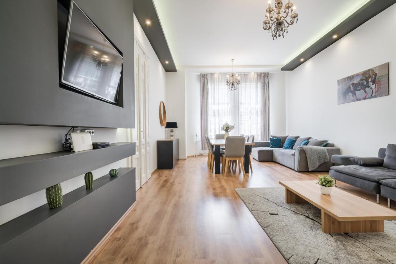 Real Apartments Zichy บูดาเปสต์ ภายนอก รูปภาพ