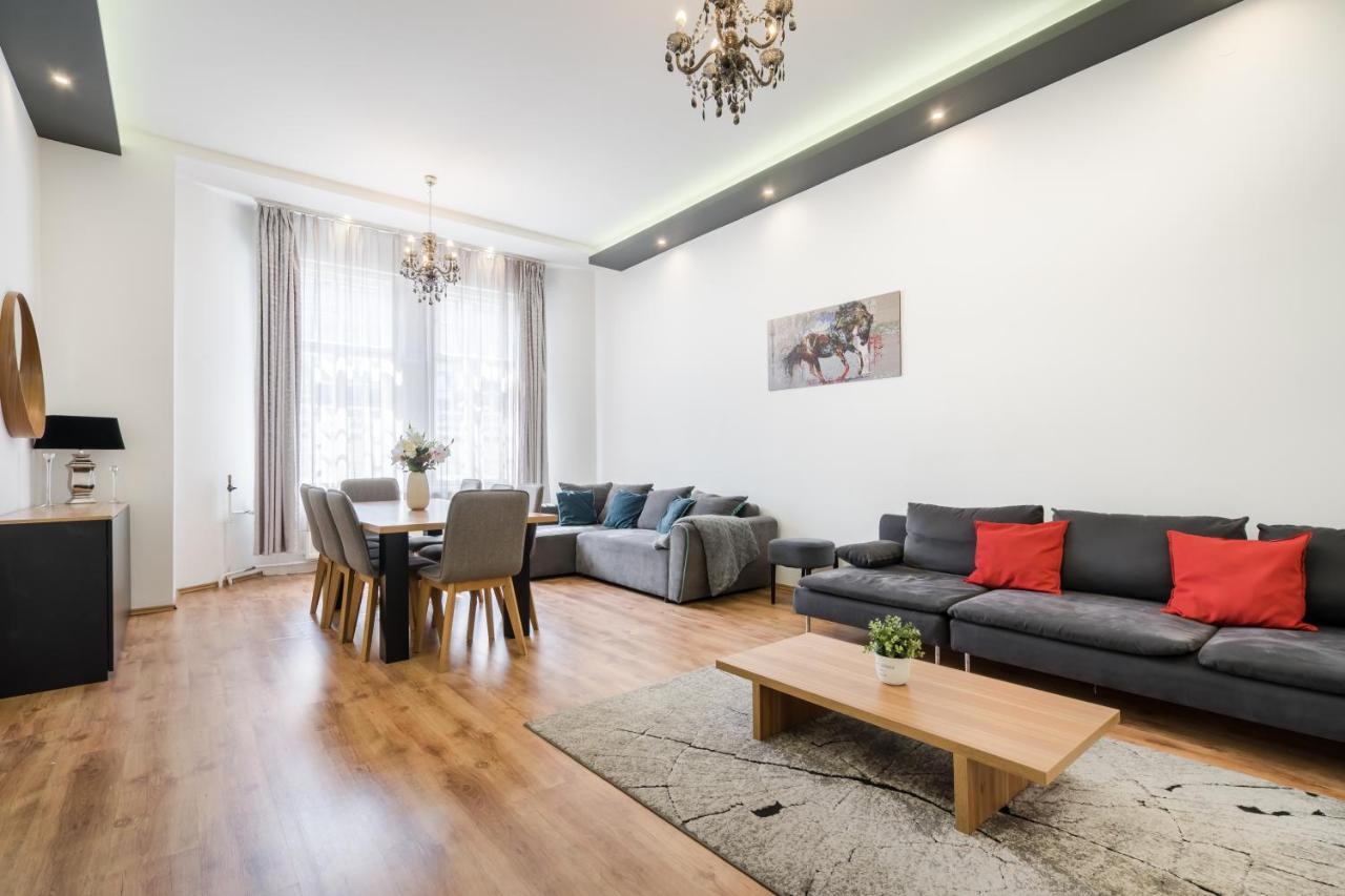 Real Apartments Zichy บูดาเปสต์ ภายนอก รูปภาพ