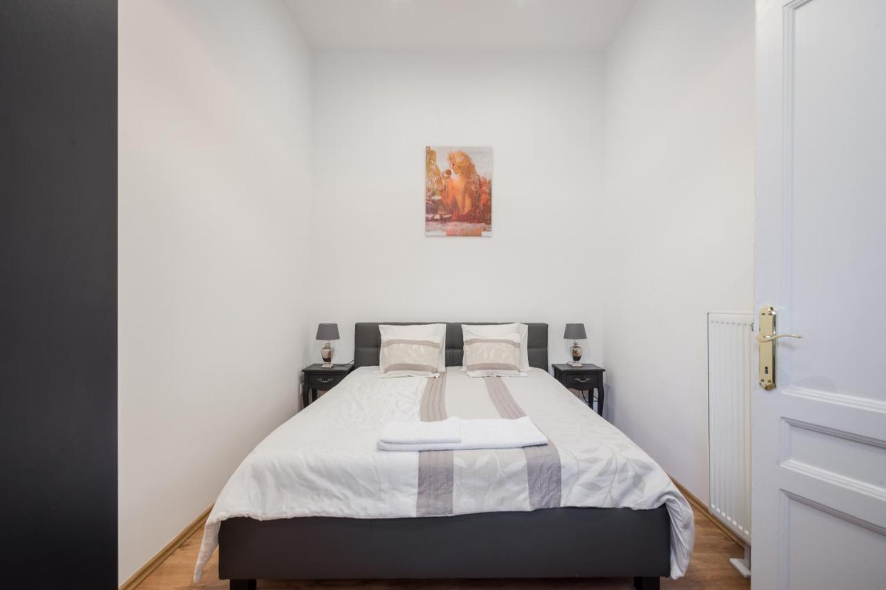 Real Apartments Zichy บูดาเปสต์ ภายนอก รูปภาพ