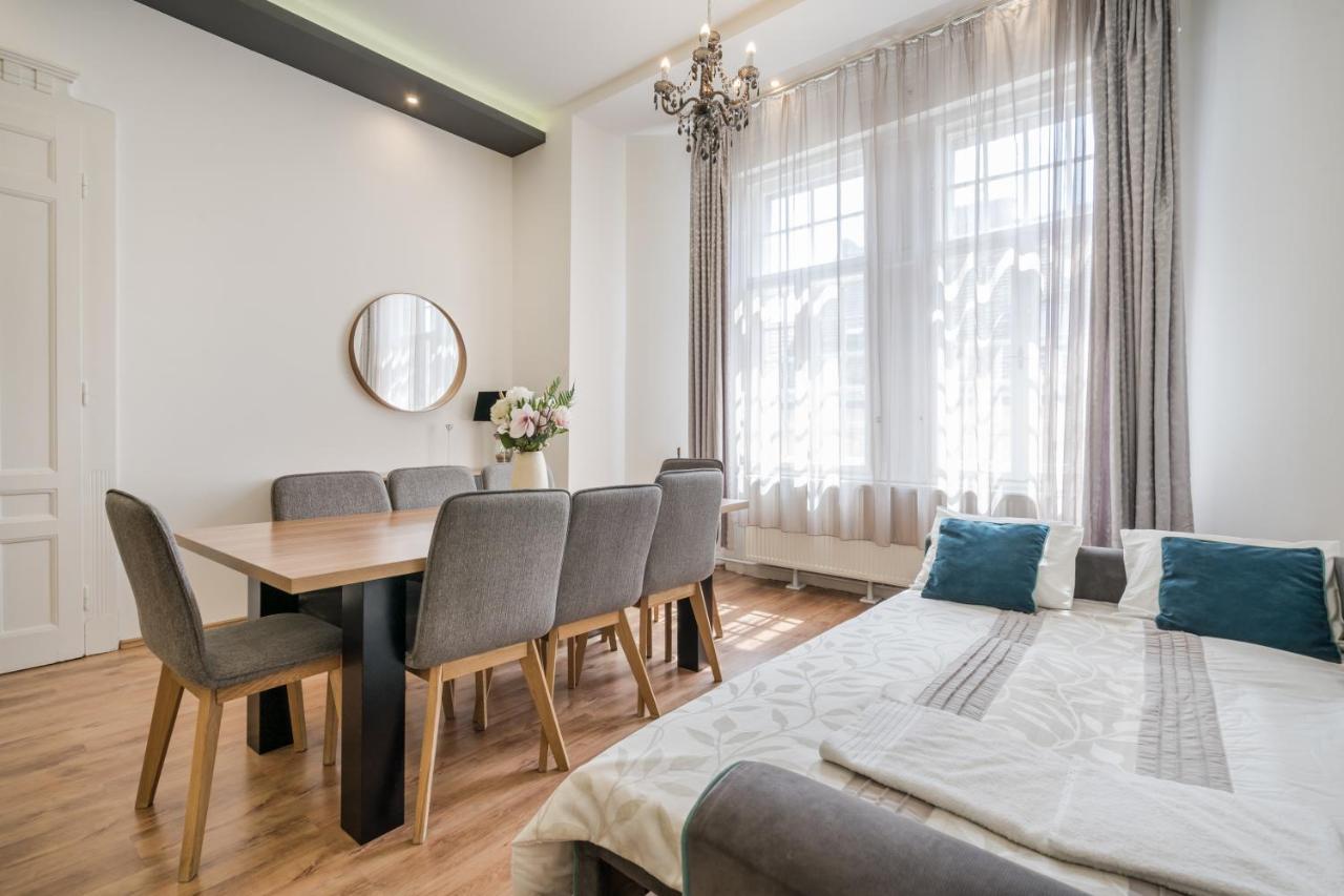 Real Apartments Zichy บูดาเปสต์ ภายนอก รูปภาพ