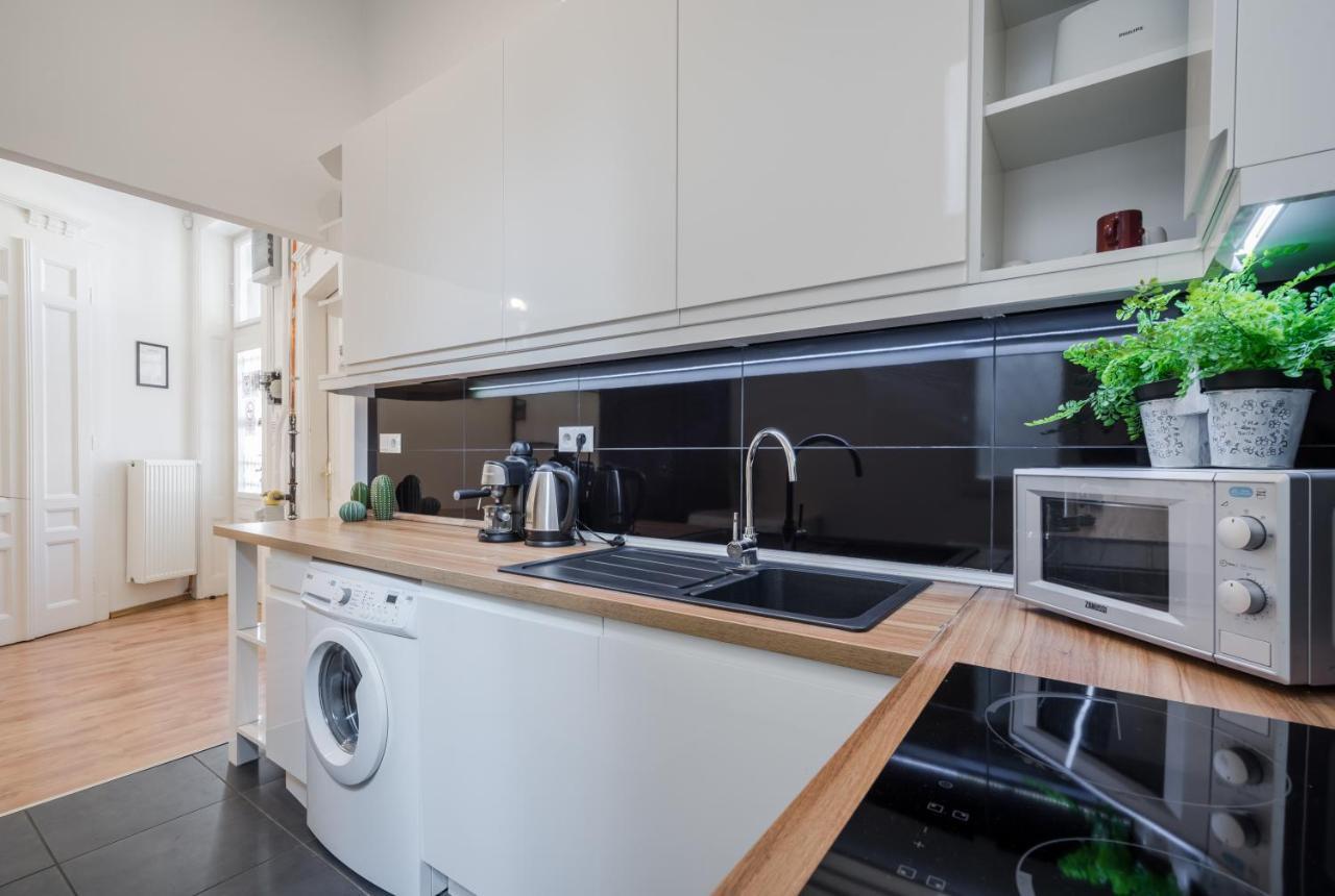 Real Apartments Zichy บูดาเปสต์ ภายนอก รูปภาพ
