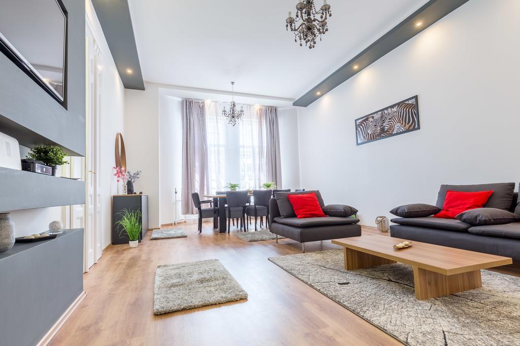 Real Apartments Zichy บูดาเปสต์ ภายนอก รูปภาพ